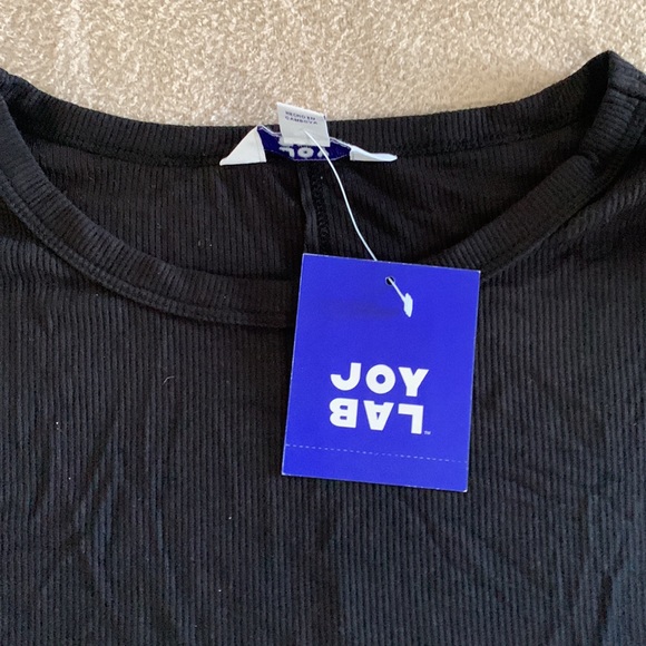 Ladies Blouse - Picture 3 of 3